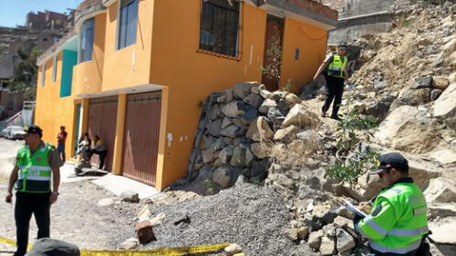 Taxista asesina a la madre de sus hijos y escapa Taxista asesina a la madre de sus hijos y escapa