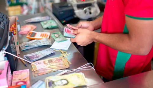 Venezuela: Dolarización de la economía “frenaría la hiperinflación”