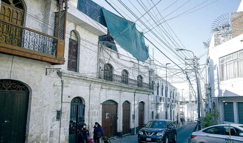 Atentado. Primera cuadra de la calle Beaterio, la dueña hizo obras en este inmueble protegido con una resolución falsa