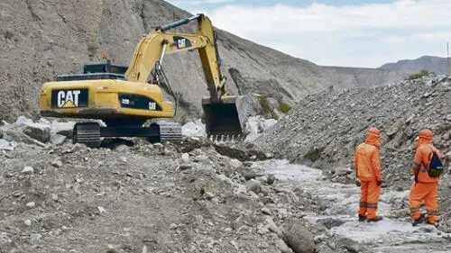 Denuncian irregularidades en alquiler de maquinaria por más de 1 millón de soles