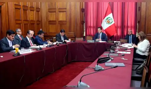 Comisión de Ética evaluará este lunes presunta compra de votos Comisión de Ética evaluará este lunes presunta compra de votos