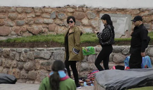 Kylie Jenner y su madre Kris graban en Chinchero y el Valle Sagrado de los Incas| VIDEO Kylie Jenner y su madre Kris graban en Chinchero y el Valle Sagrado de los Incas| VIDEO