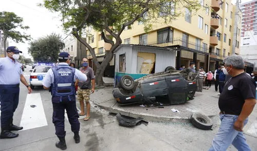 Accidente de transito deja dos heridos de gravedad una niña entre ellos. Foto: Felix Contreras - GLR Accidente de transito deja dos heridos de gravedad una niña entre ellos. Foto: Felix Contreras - GLR