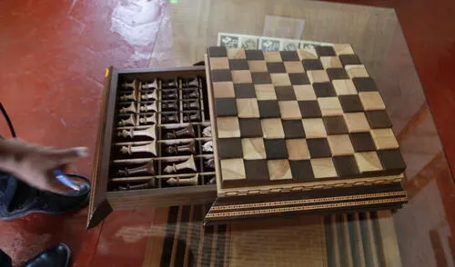 Artesanos cusqueños llegan a Arequipa para ofrecer muebles de finos acabados [FOTOS]