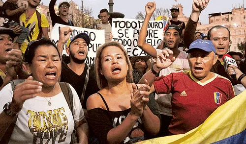 Ante ola migratoria, Perú exige pasaporte a venezolanos Ante ola migratoria, Perú exige pasaporte a venezolanos