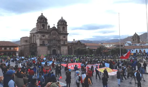 Protestas multitudinarias en Cusco