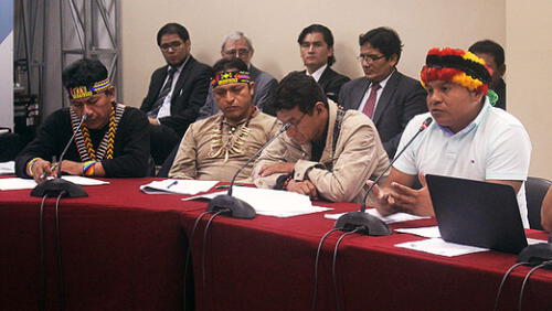 Llegan más apus loretanos para exigir al Estado el cumplimiento de compromisos Llegan más apus loretanos para exigir al Estado el cumplimiento de compromisos