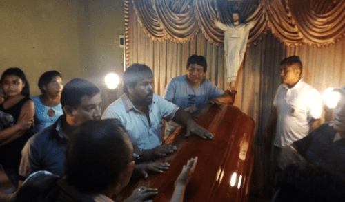 Piura: velan a ex integrante de la Marina que falleció ahogado [VIDEO]