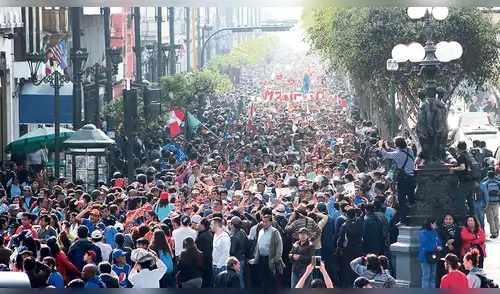 Huelga de profesores: Castillo sigue entre protestas y pedidos de diálogo 
