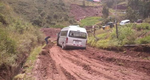Cusco: Postergan inicio de clases en colegio La Salle por lodazal en vías de acceso [FOTOS y VIDEO]