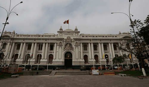 Mayoría de peruanos cree que la corrupción está generalizada en Perú