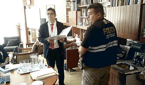 Fiscal allanó casas de Yoshiyama y Bedoya por conducta sospechosa