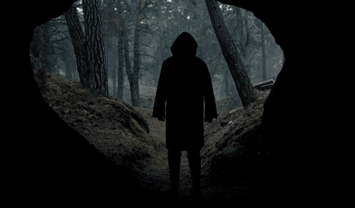 ¿Es posible viajar a en el tiempo mediante un agujero negro? 