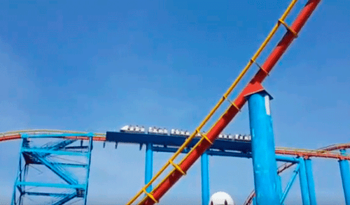 Juego mecánico "Superman" presentó desperfecto mecánico. Falla juego mecánico