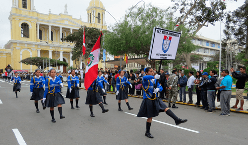 Familiares y amigos de menores los verán en centro de la ciudad.