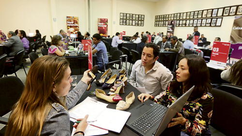 Exportaciones peruanas a Chile bordean 800 millones de dólares Exportaciones peruanas a Chile bordean 800 millones de dólares