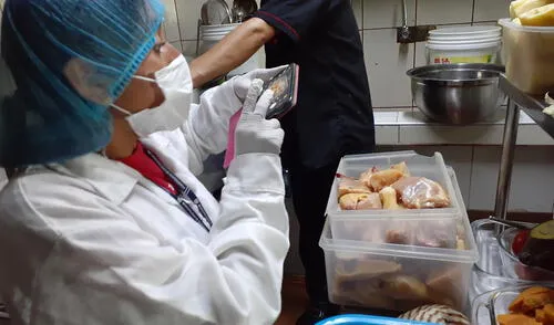 Cerraron cevichería porque funcionaba en malas condiciones de salubridad. Créditos: Difusión.