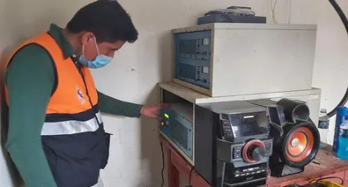 Radio municipal retransmite el programa “Aprendo en Casa”.