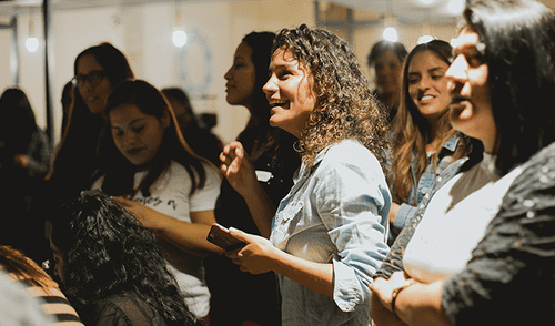 Emprendedoras ganan el cuádruple que las freelancers 