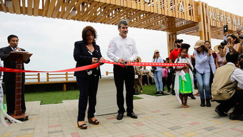 Mincetur inauguró malecón turístico del Puerto Malabrigo en La Libertad Mincetur inauguró malecón turístico del Puerto Malabrigo en La Libertad