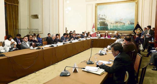 Constitución aprobó bicameralidad con 180 parlamentarios Constitución aprobó bicameralidad con 180 parlamentarios