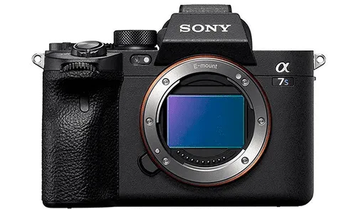 Uno de los puntos fuertes de la cámara es la pantalla LCD. (Foto: Sony)