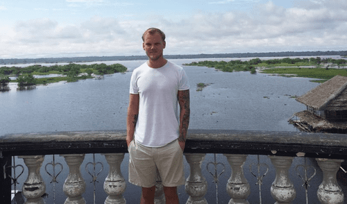 Avicii: La vez que paseó en mototaxi por las calles de Iquitos [FOTOS]