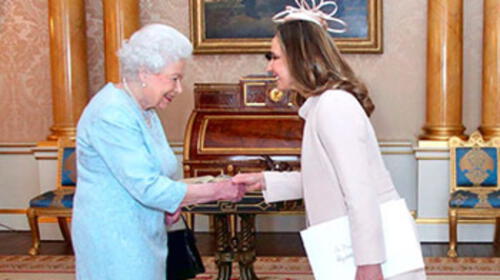Embajadora Susana de la Puente presentó sus credenciales a la reina Isabel II [FOTOS]