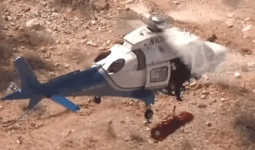 Facebook viral: anciana es rescatada por helicóptero que la hace dar varias vueltas en el aire [VIDEO]