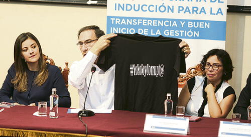 Martín Vizcarra pide a nuevas autoridades ponerse la camiseta anticorrupción Martín Vizcarra pide a nuevas autoridades ponerse la camiseta anticorrupción