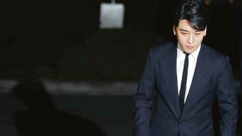 Cantantes coreanos se someten a la justicia 