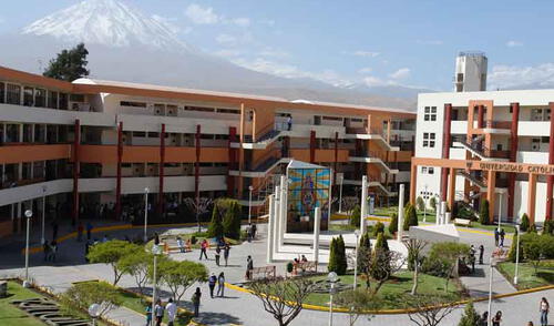 Arequipa: Sunedu otorga licenciamiento institucional a Universidad Católica Santa María