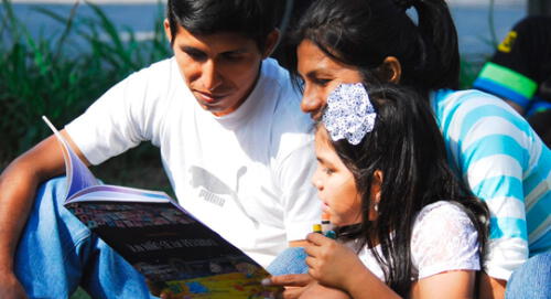 Familias buscan entretenimiento en cuarentena.