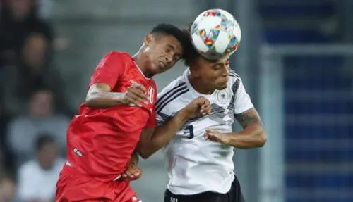 Selección peruana: Luis Advíncula vaciló a Marcos López por su corte de cabello [VIDEO]