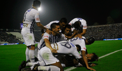 Socios de Alianza Lima pagarán la deuda a la Sunat y tomarán control del club Socios de Alianza Lima pagarán la deuda a la Sunat y tomarán control del club
