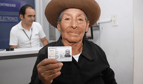 Entrega de DNI gratuito a adultos mayores continuará durante el 2019