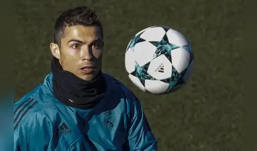 Cristiano sigue entrenando solo