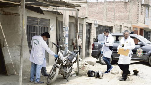 Policía mata a ladrón que trató de asaltarlo en Carabayllo Policía mata a ladrón que trató de asaltarlo en Carabayllo