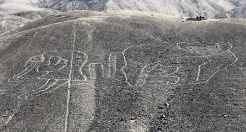 Hallan 50 geoglifos que son más antiguos que las líneas de Nasca