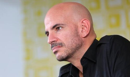 Así lucía Ricardo Morán cuando tenía mucho cabello y una amiga especial | FOTOS