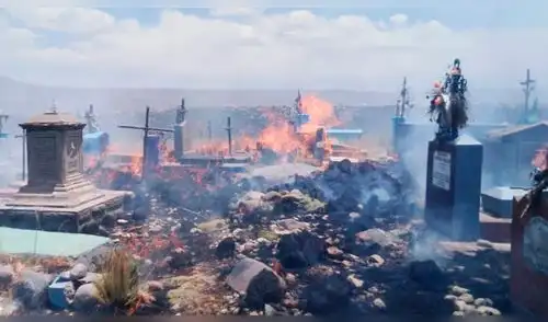Arequipa: Por descuido incendio voraz arrasó cementerio de Caylloma