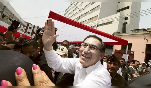 Vizcarra cuestiona blindaje a Hinostroza de FP en el Congreso