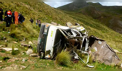 Áncash: caída de vehículo a abismo deja un muerto y cuatro heridos Áncash: caída de vehículo a abismo deja un muerto y cuatro heridos