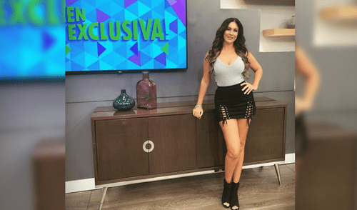 Llaman sirena a Tilsa Lozano por pose en traje de baño 