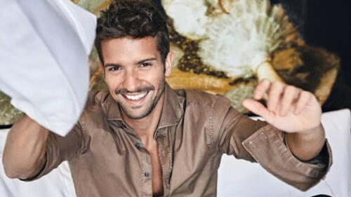El cantante malagueño de 30 años ha contribuido anteriormente con otros conciertos benéficos. (Foto: XL Semanal)