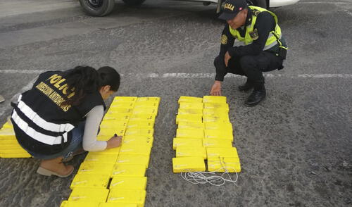 Ancón: policía halla más de 100 kilos de cocaína en un camión