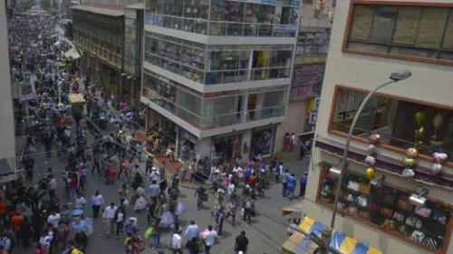 Restringirán tránsito vehicular a Mesa Redonda y Mercado Central