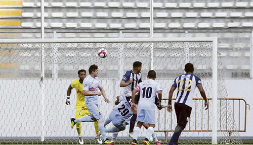 La bendita pelota parada