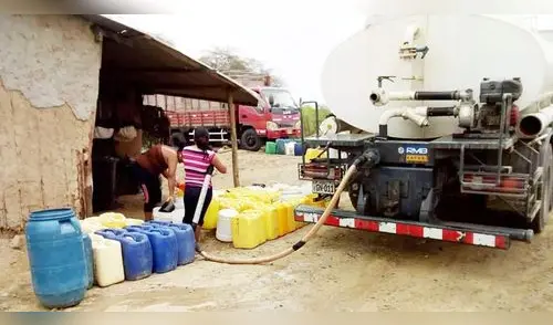 Tumbes: vecinos son atendidos con cisternas por falta de agua potable 