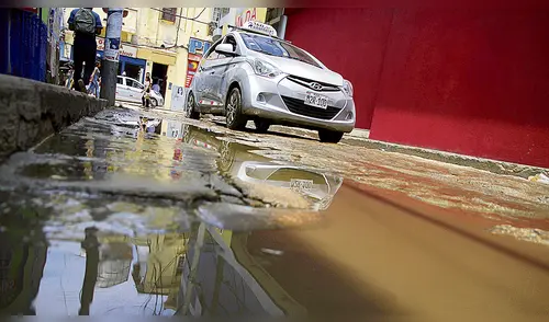 Salud de pobladores en riesgo por aniegos en centro de Chiclayo
